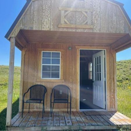 Montana Old West Cabins Guest House Babb Exterior photo