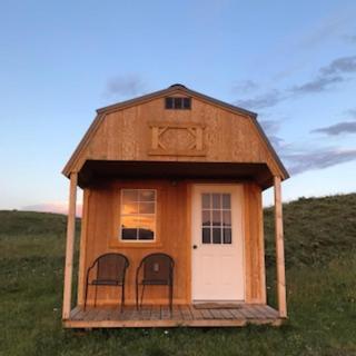 Montana Old West Cabins Guest House Babb Exterior photo